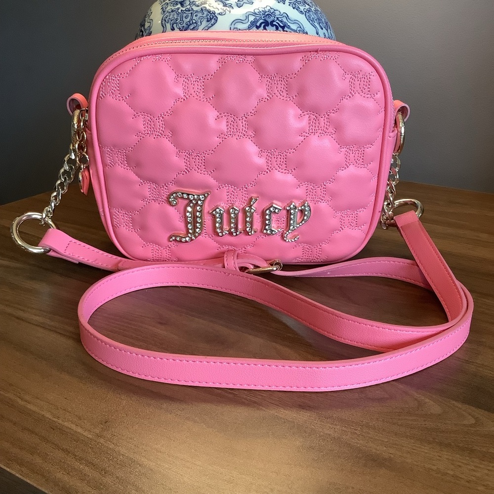 Juicy Couture “Taking‎ the Lead” Quilted Pink Lemonade Crossbody